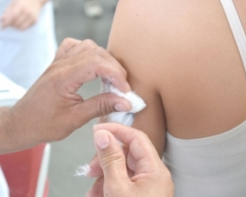 Síndromes respiratórias no frio: alta nas internações destaca importância da vacina | A Voz da Serra