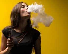 Uso de cigarro eletrônico atinge maior nível em seis anos no Brasil | A Voz da Serra