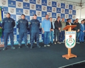 Em Friburgo, governador entrega novas viaturas semi blindadas ao 11º BPM  | A Voz da Serra